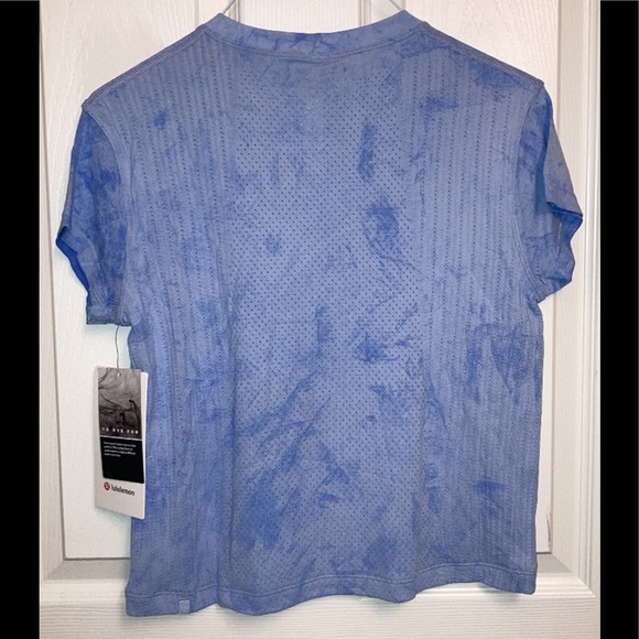 Lululemon Train To Be Short Sleeve *Wash
Blue Linen/Chalk Wash Water Drop - Picture 7 of 7